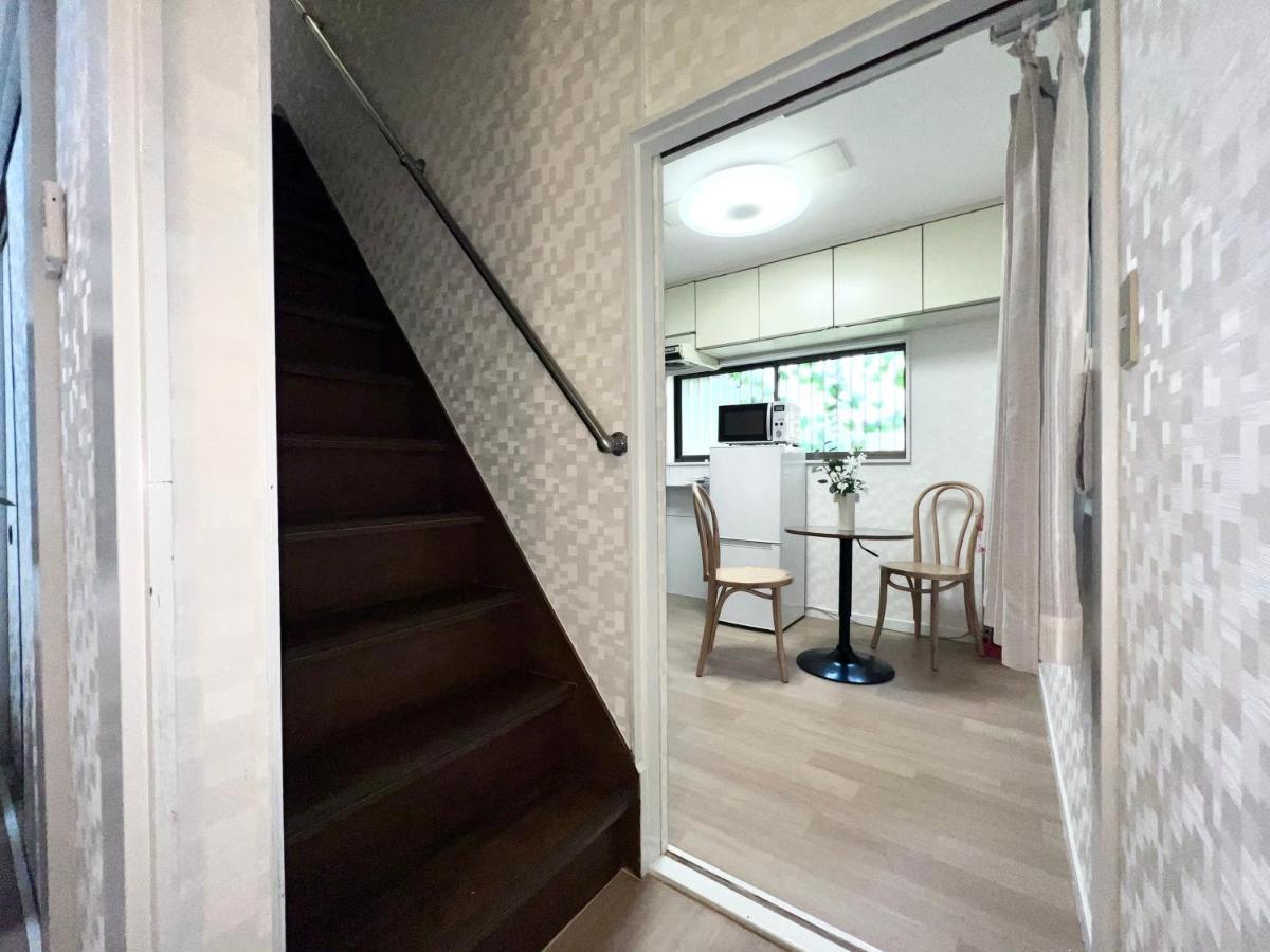 Tranquil House With 3 Bedrooms 7Min To Metro Straight To Shinjuku And Shibuya Токіо Екстер'єр фото