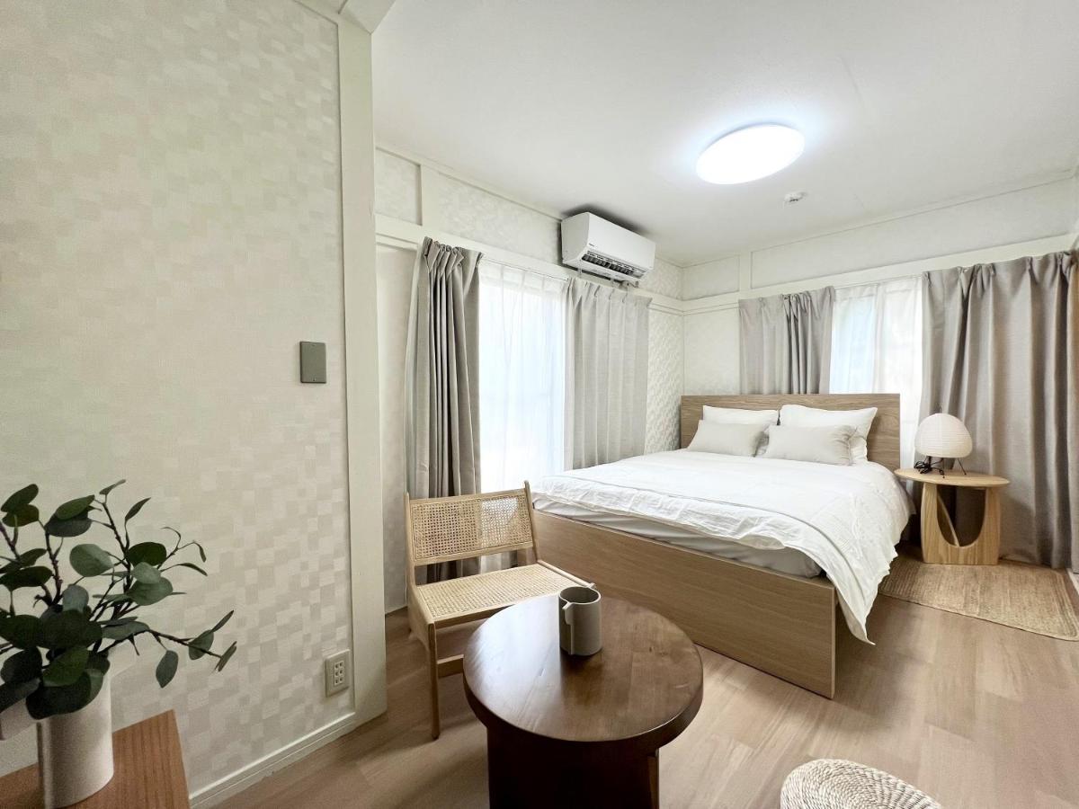 Tranquil House With 3 Bedrooms 7Min To Metro Straight To Shinjuku And Shibuya Токіо Екстер'єр фото